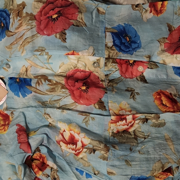 Umgee Aqua & Red Floral Roll-Tab Peplum Button-Up Size Small - Picture 6 of 6